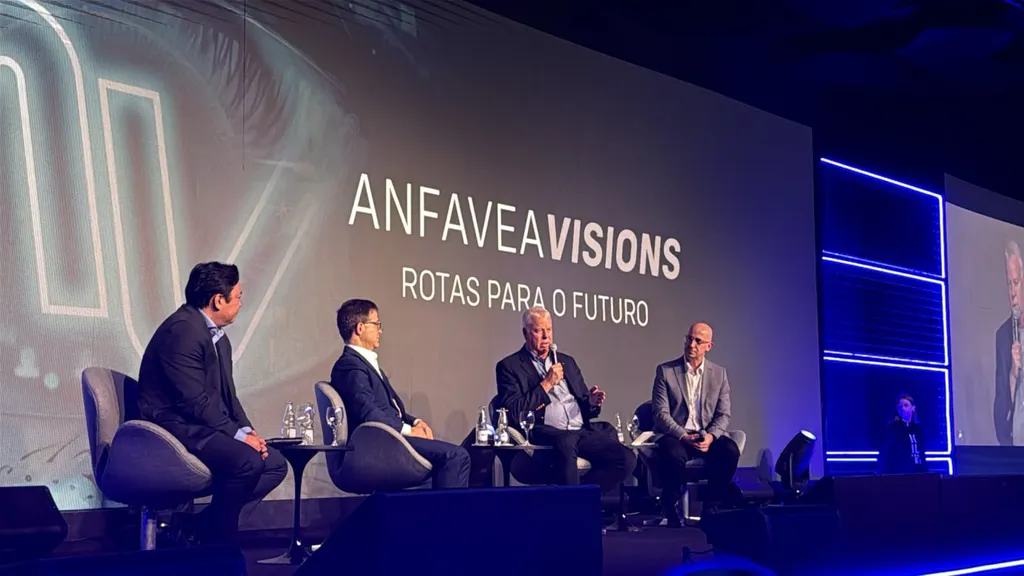 O evento reuniu executivos, especialistas e lideranças de diferentes segmentos da indústria automotiva (Foto: OTM Editora)